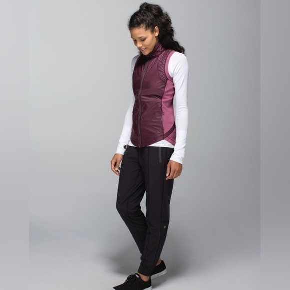 Sz6 Lululemon Rebel Runner Vest Petal Camo Embossed Bordeaux/hyper stripe VGUC - Picture 1 of 15